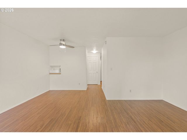 1522 FETTERS Loop, Eugene, OR 97402