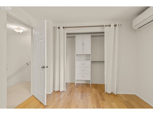 1522 FETTERS Loop, Eugene, OR 97402