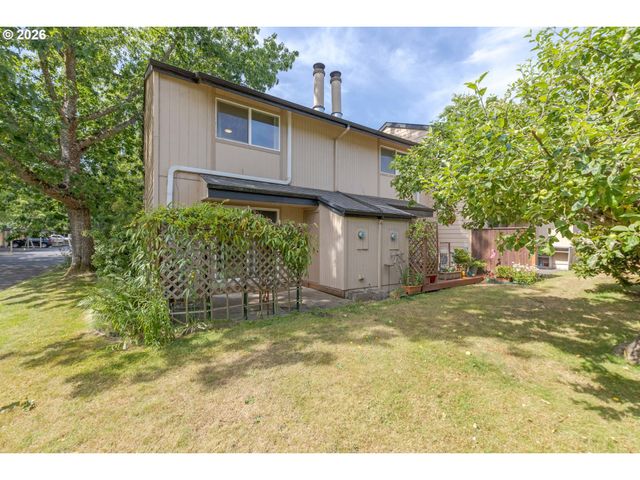 1522 FETTERS Loop, Eugene, OR 97402