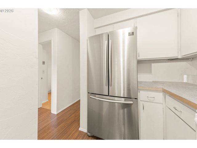 1522 FETTERS Loop, Eugene, OR 97402