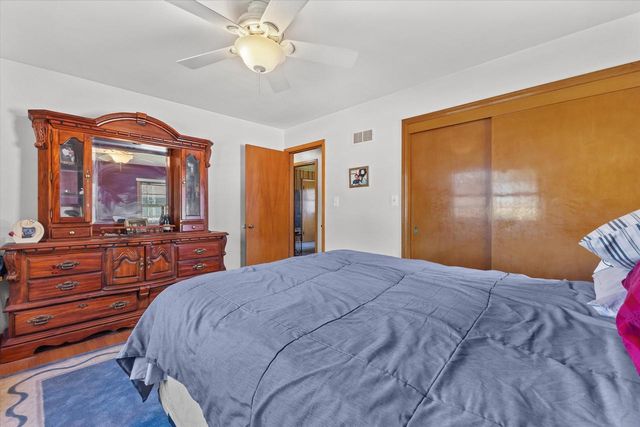1715 26th STREET, Kenosha, WI 53140