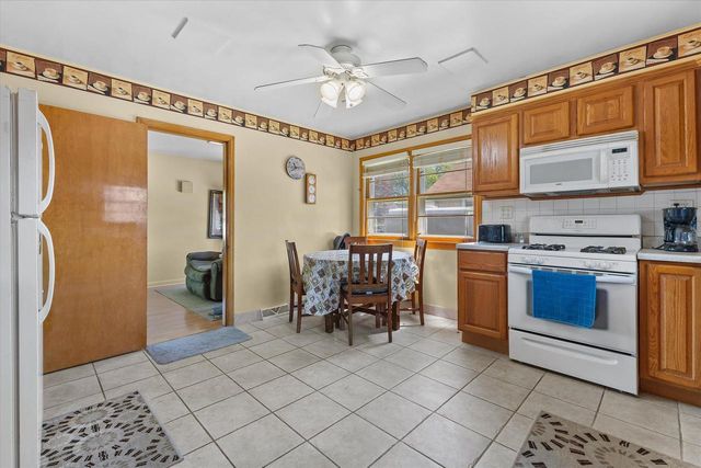 1715 26th STREET, Kenosha, WI 53140