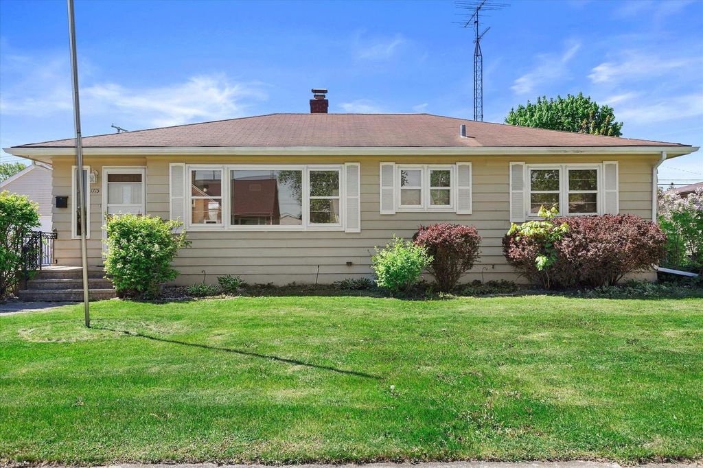 1715 26th STREET, Kenosha, WI 53140
