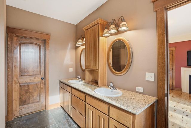 19303 W Penners Ln, Cheney, WA 99004
