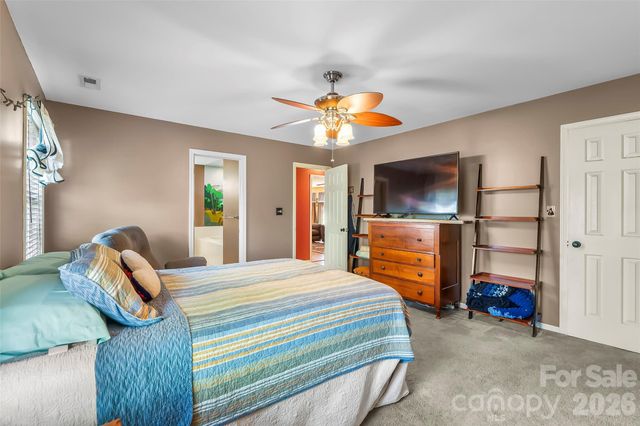 183 Greenlea Circle, Taylorsville, NC 28681