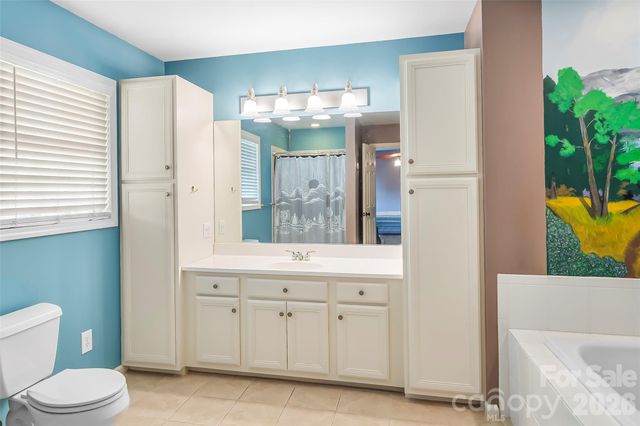 183 Greenlea Circle, Taylorsville, NC 28681