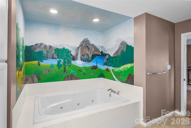 183 Greenlea Circle, Taylorsville, NC 28681