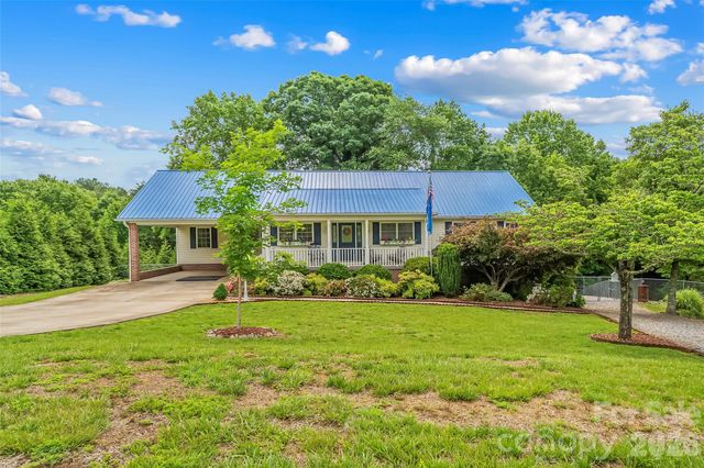 183 Greenlea Circle, Taylorsville, NC 28681