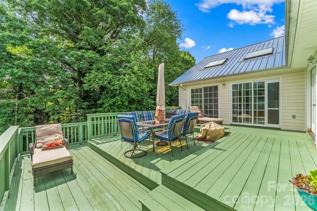 183 Greenlea Circle, Taylorsville, NC 28681