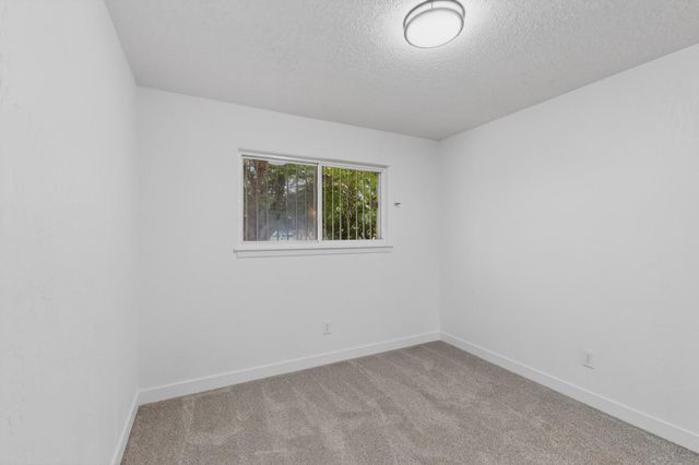 632 Jane Street NE, Albuquerque, NM 87123
