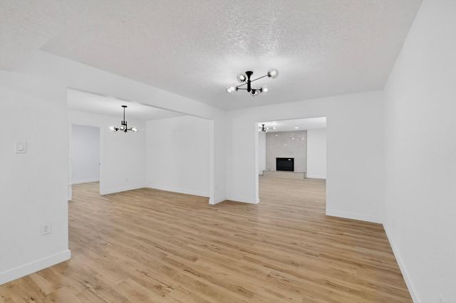 632 Jane Street NE, Albuquerque, NM 87123
