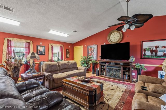 461510 E 1130 Road, Sallisaw, OK 74955