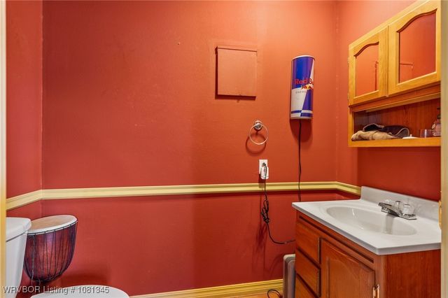 461510 E 1130 Road, Sallisaw, OK 74955