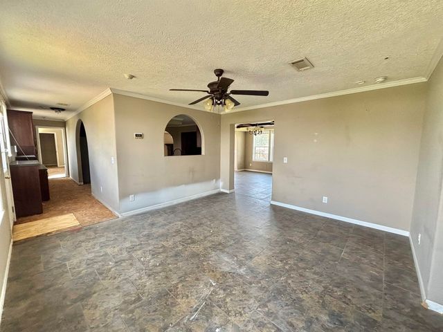 706 Catherine St, Lockport, LA 70374