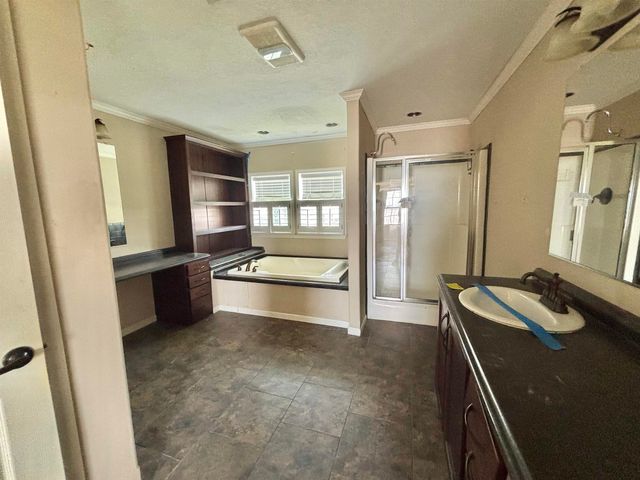 706 Catherine St, Lockport, LA 70374