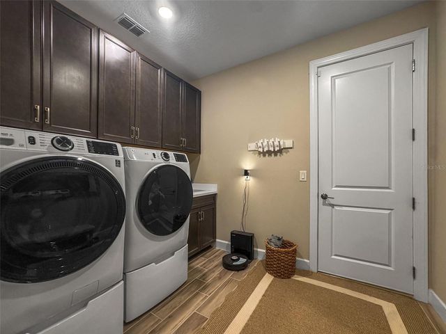 29719 CASSINO COURT, Wesley Chapel, FL 33543