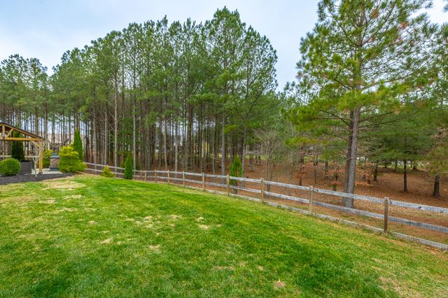 2275 River Bluffs Drive, Jasper, TN 37347