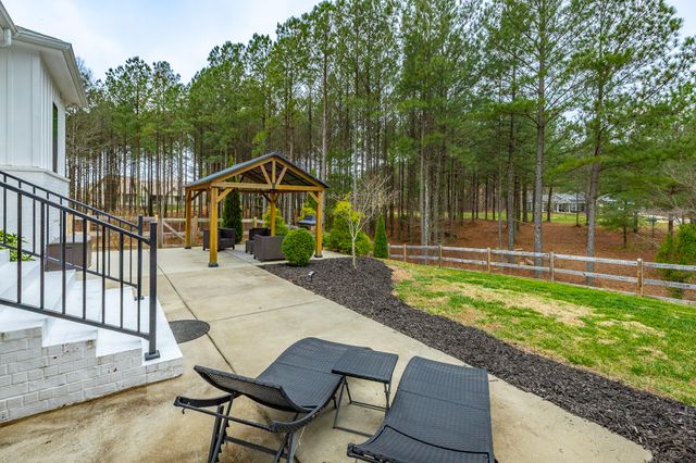 2275 River Bluffs Drive, Jasper, TN 37347