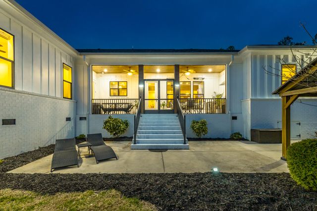 2275 River Bluffs Drive, Jasper, TN 37347