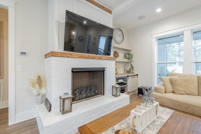 2275 River Bluffs Drive, Jasper, TN 37347