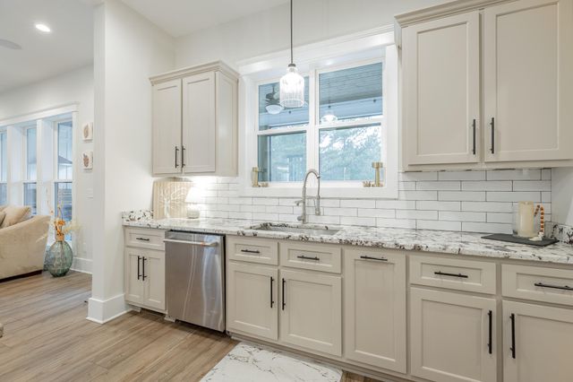 2275 River Bluffs Drive, Jasper, TN 37347