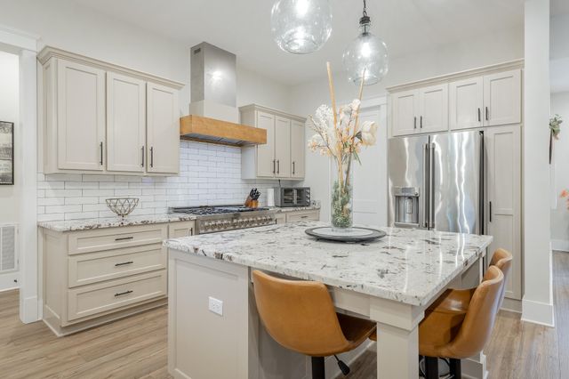 2275 River Bluffs Drive, Jasper, TN 37347