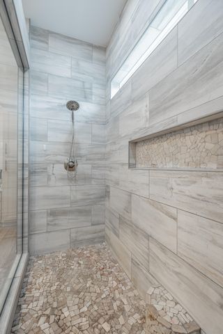 2275 River Bluffs Drive, Jasper, TN 37347