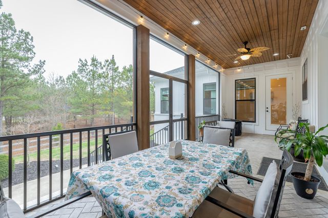 2275 River Bluffs Drive, Jasper, TN 37347