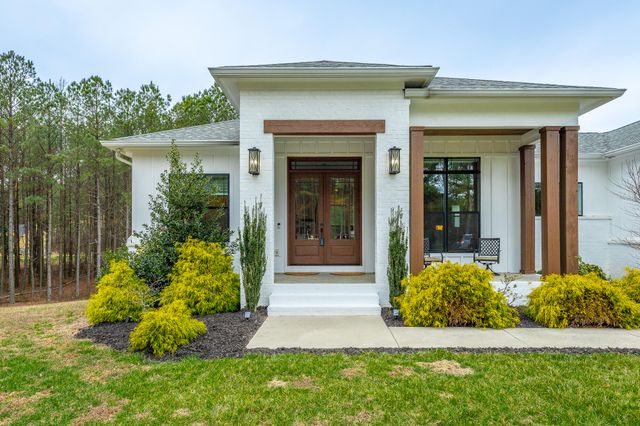 2275 River Bluffs Drive, Jasper, TN 37347