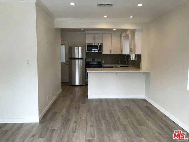 3345 Helms Avenue, Culver City, CA 90232