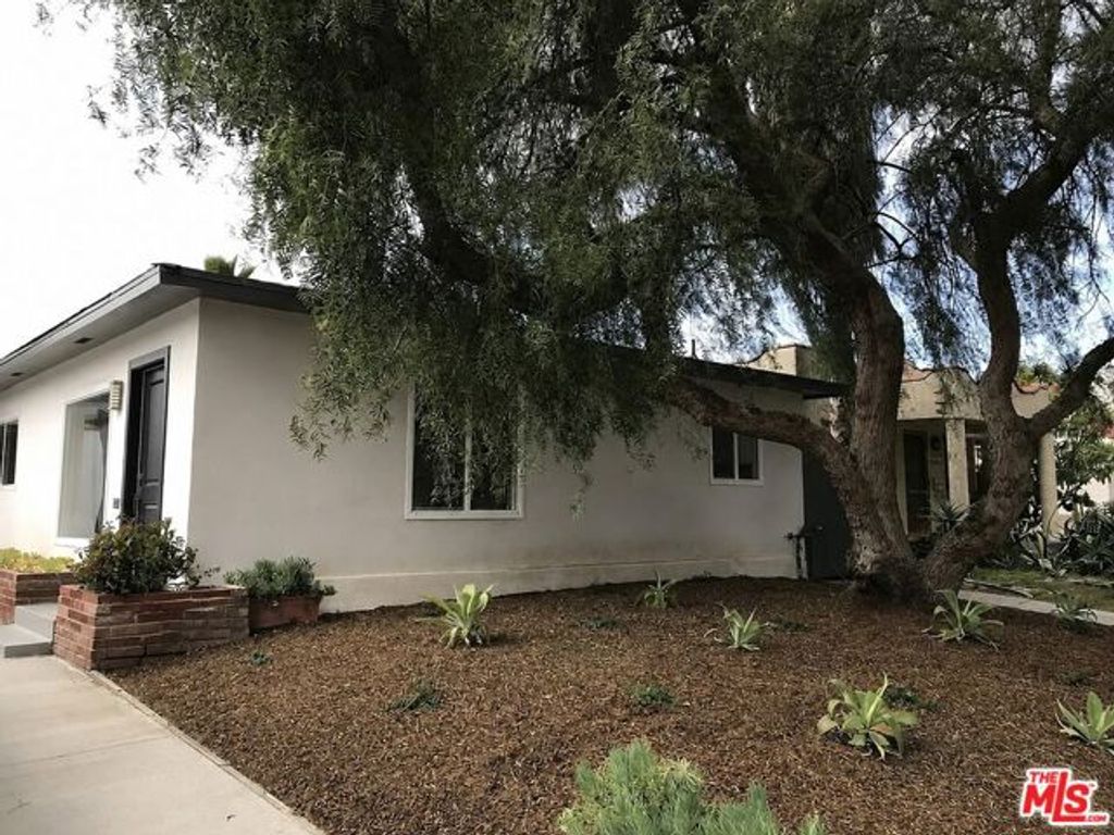 3345 Helms Avenue, Culver City, CA 90232