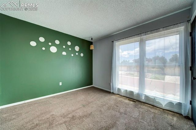 5002 N Nolte Drive, Colorado Springs, CO 80916