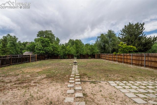 5002 N Nolte Drive, Colorado Springs, CO 80916