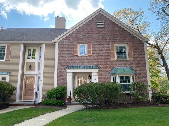 19 Oakland Avenue, Needham, MA 02492
