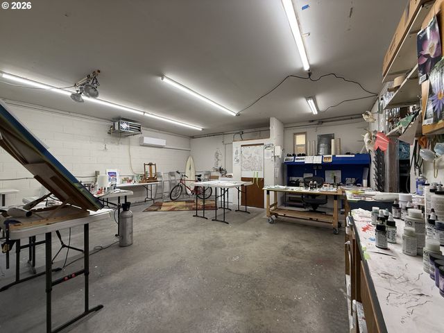 231 WHARF St, Brookings, OR 97415