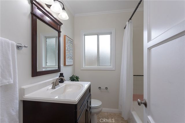 6915 E Stearns Street, Long Beach, CA 90815