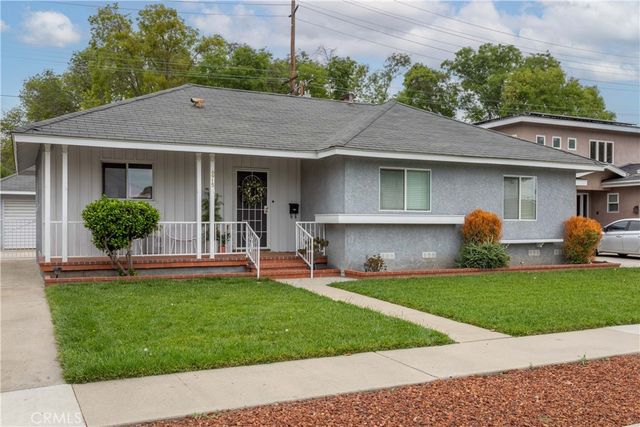 6915 E Stearns Street, Long Beach, CA 90815