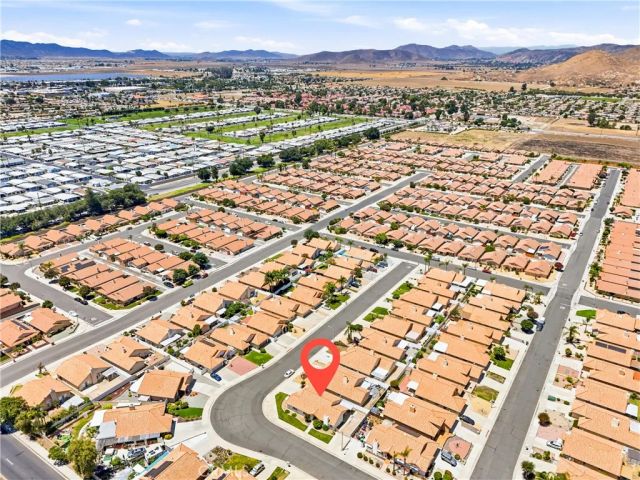 2562 Alegre Avenue, Hemet, CA 92545