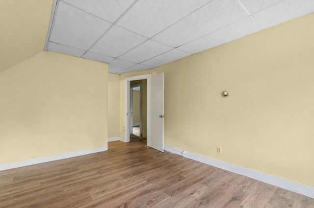 96 Pierce St, New Bedford, MA 02740