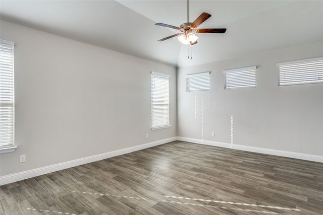 1302 Axis Deer Road, Arlington, TX 76002