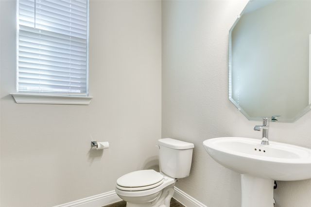 1302 Axis Deer Road, Arlington, TX 76002