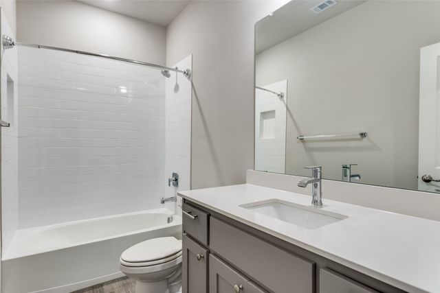 1302 Axis Deer Road, Arlington, TX 76002