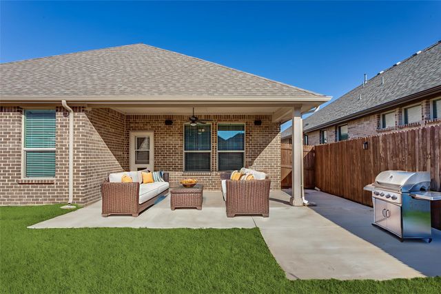 1302 Axis Deer Road, Arlington, TX 76002