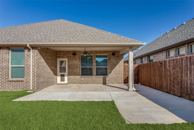 1302 Axis Deer Road, Arlington, TX 76002