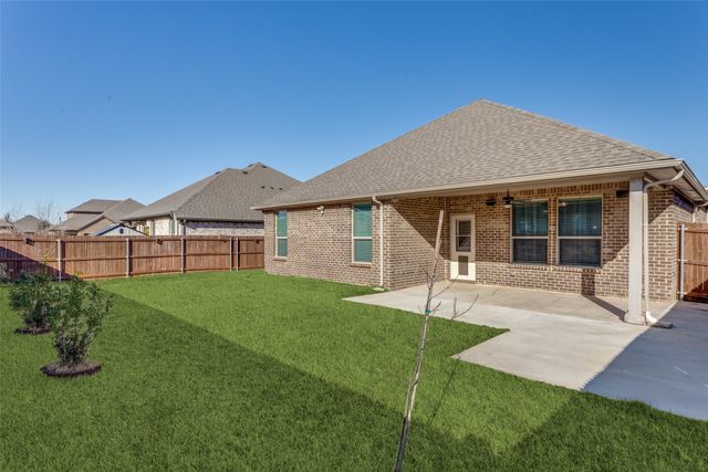 1302 Axis Deer Road, Arlington, TX 76002