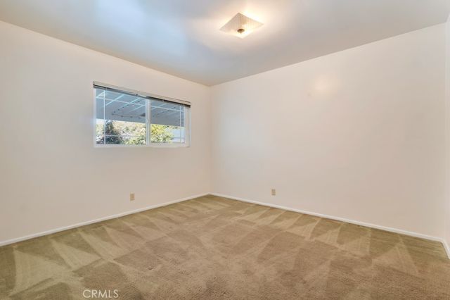 9731 Rathburn, Northridge, CA 91325