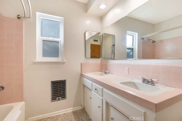 9731 Rathburn, Northridge, CA 91325