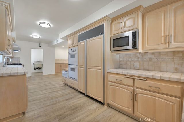 9731 Rathburn, Northridge, CA 91325