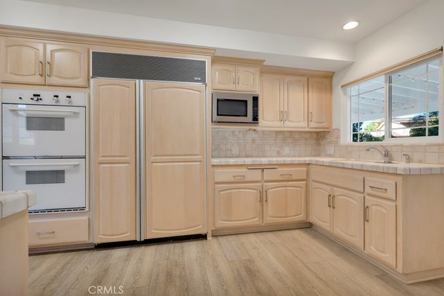 9731 Rathburn, Northridge, CA 91325