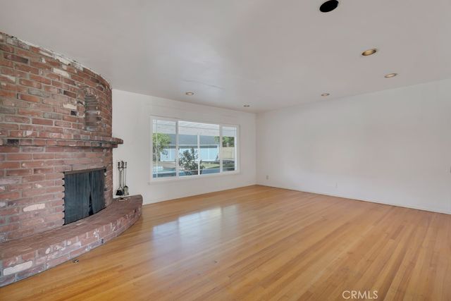 9731 Rathburn, Northridge, CA 91325